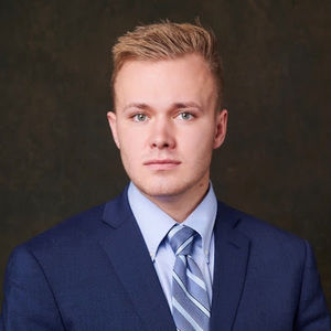 Meet your Posher, Devin